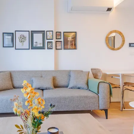 Flat With Backyard 5 Min To Marina Apartmán *