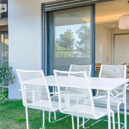 Apartmán Flat With Backyard 5 Min To Marina *